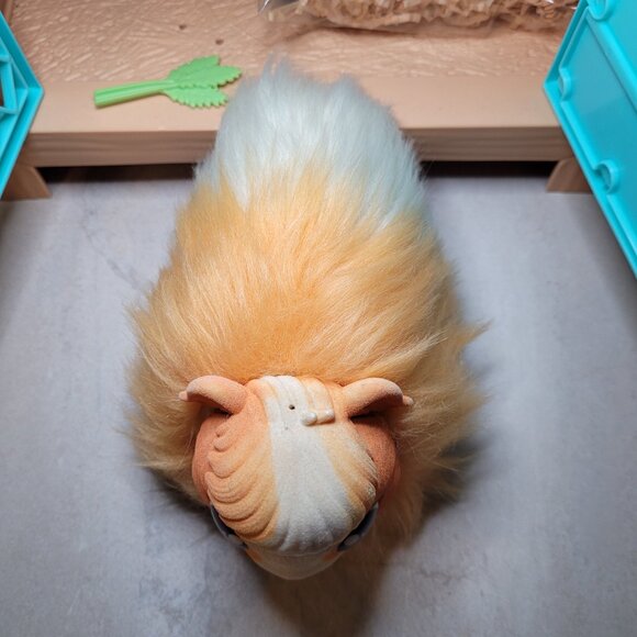 Little Live Pets Mama Surprise Soft Interactive Mama Guinea Pig With 3 Babies - Picture 9 of 14